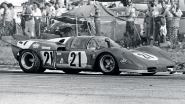 Ferrari 512S vs Porsche 917 at Sebring 1970: Greatest Races | evo